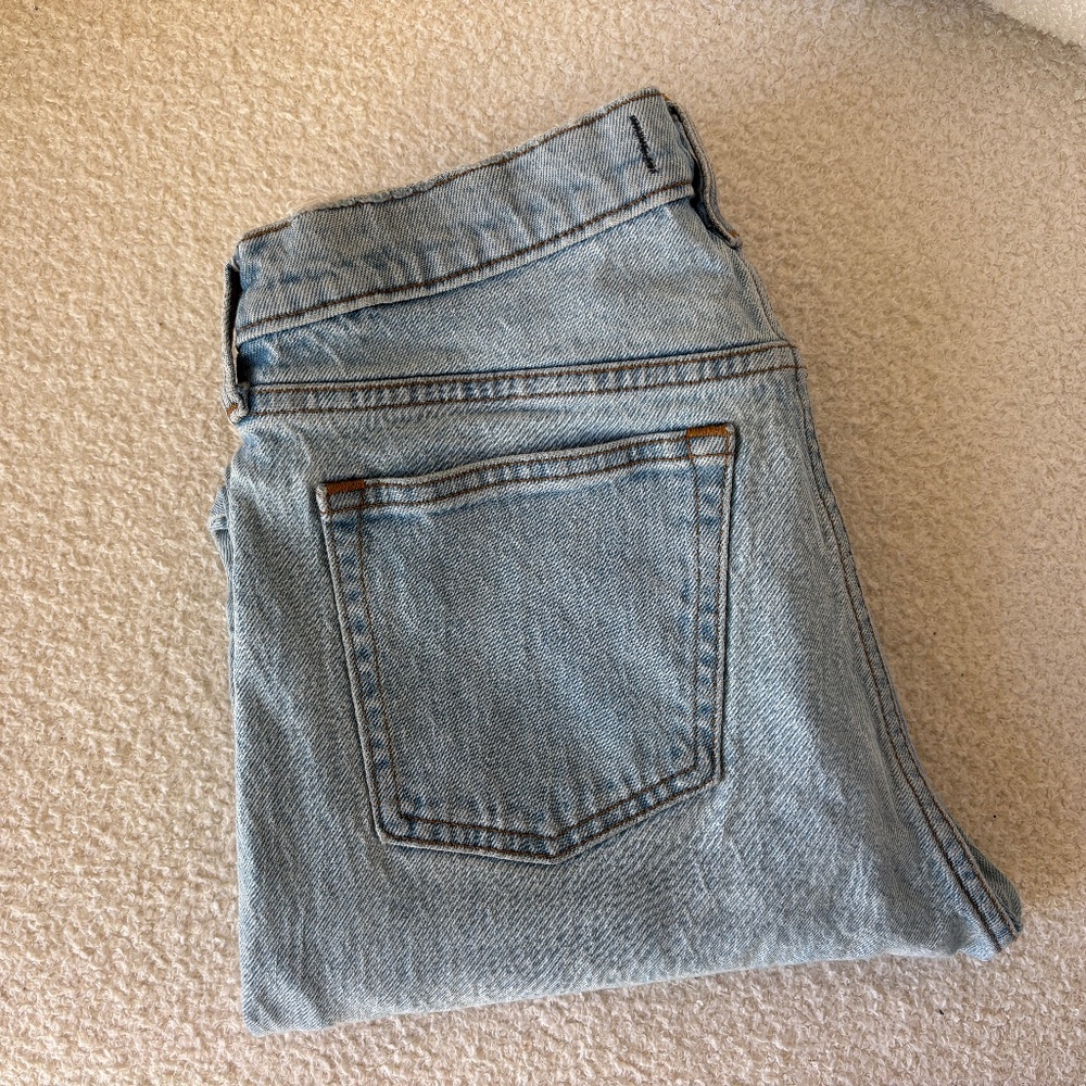 Abercrombie & Fitch 90s Straight Curve Love Mid Rise